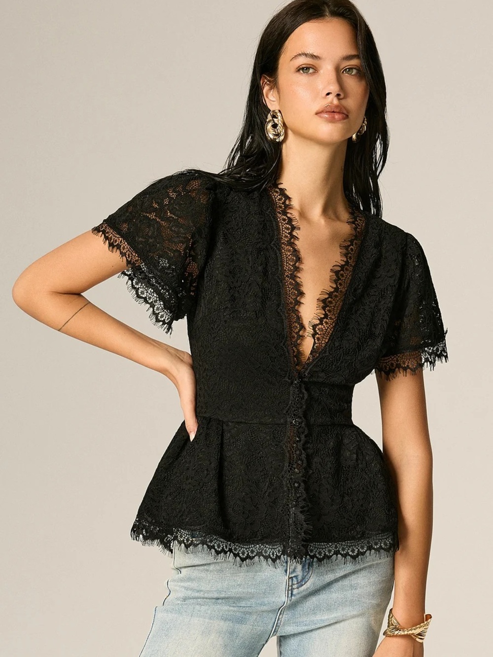 Commense V-Neck Fringe Lace Peplum Short Sleeve Top